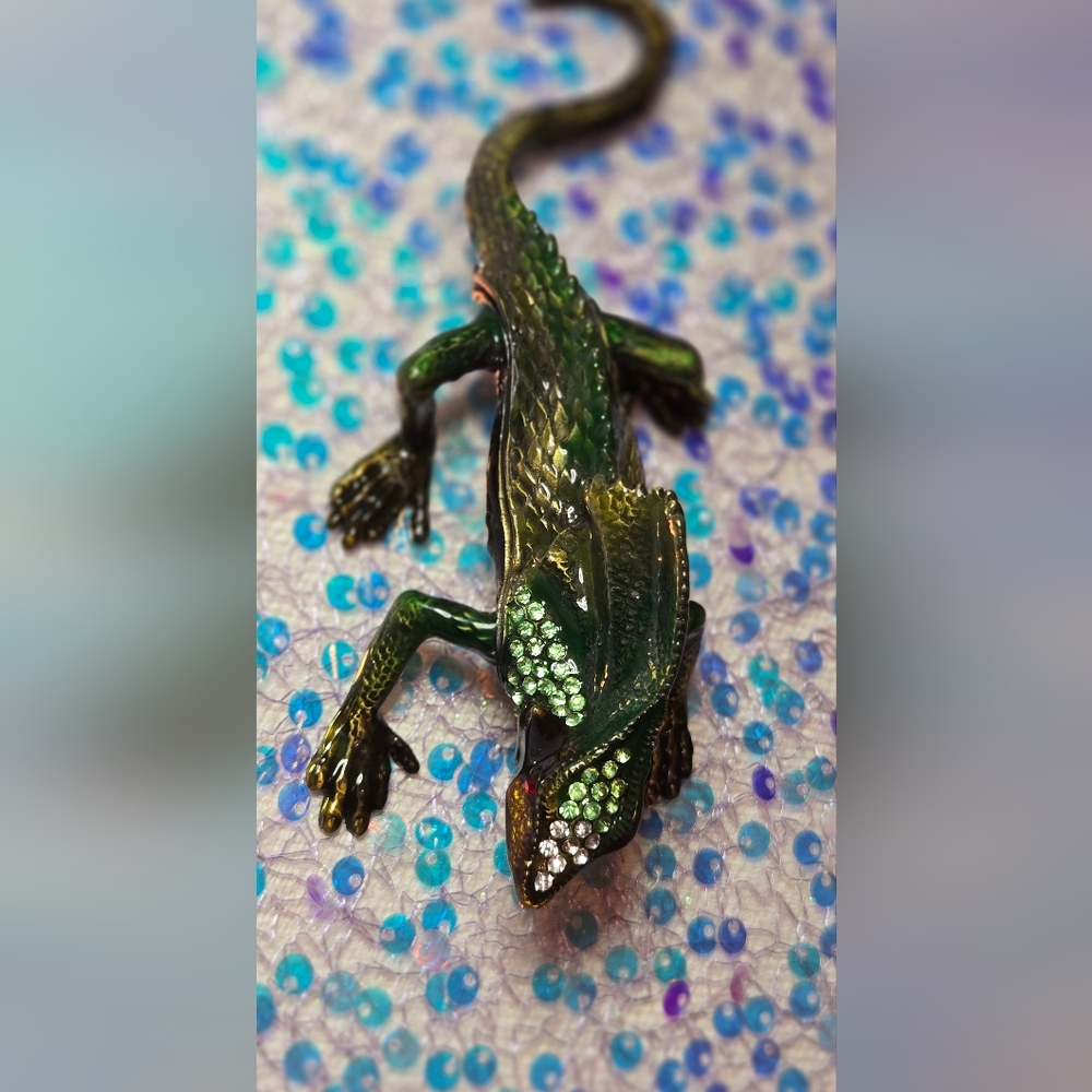 Iguana Lizard trinket box with rhinestones